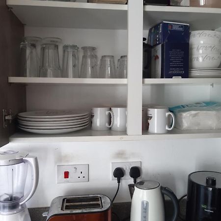 Appartamento Our Guests Are Royal Higham Ferrers Esterno foto